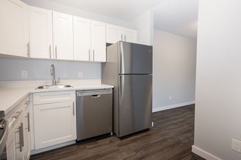 Polo Club Townhomes: 770 - 818 Allegheny Drive